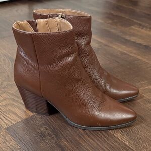 American Rag Sz 8 Eryn Brown Leather Ankle Boots
